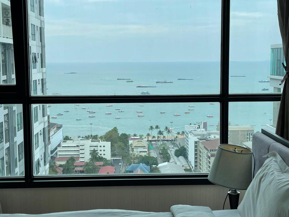 The Base Pattaya Exterior foto